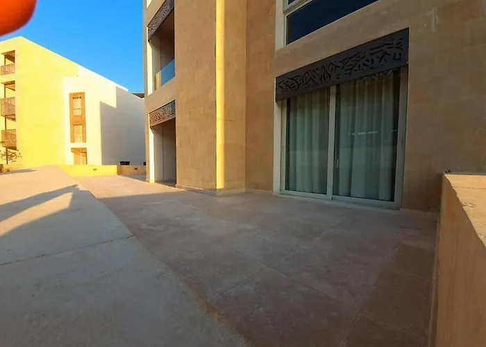 Apartman Mangroovy - 1br Shiny Ground Floor Gurdaka