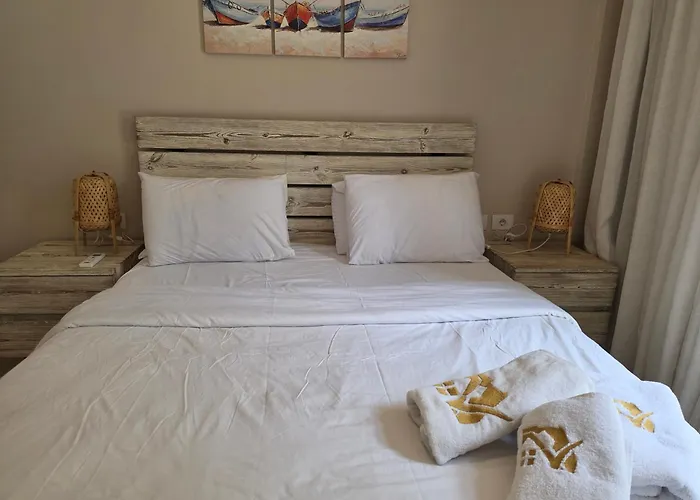 Mangroovy - 1br Shiny Ground Floor Apartman Gurdaka
